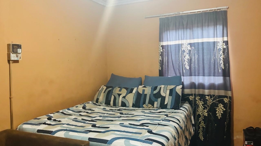 5 Bedroom Property for Sale in Zamdela Free State